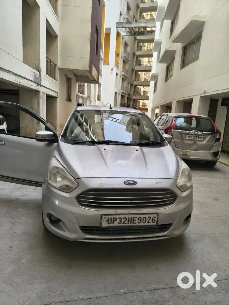 Ford Figo Titanium 2016 Model