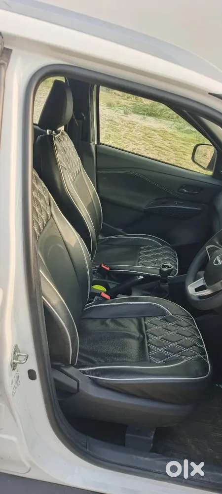Nissan Magnite 1.0 Xe 2026 Car