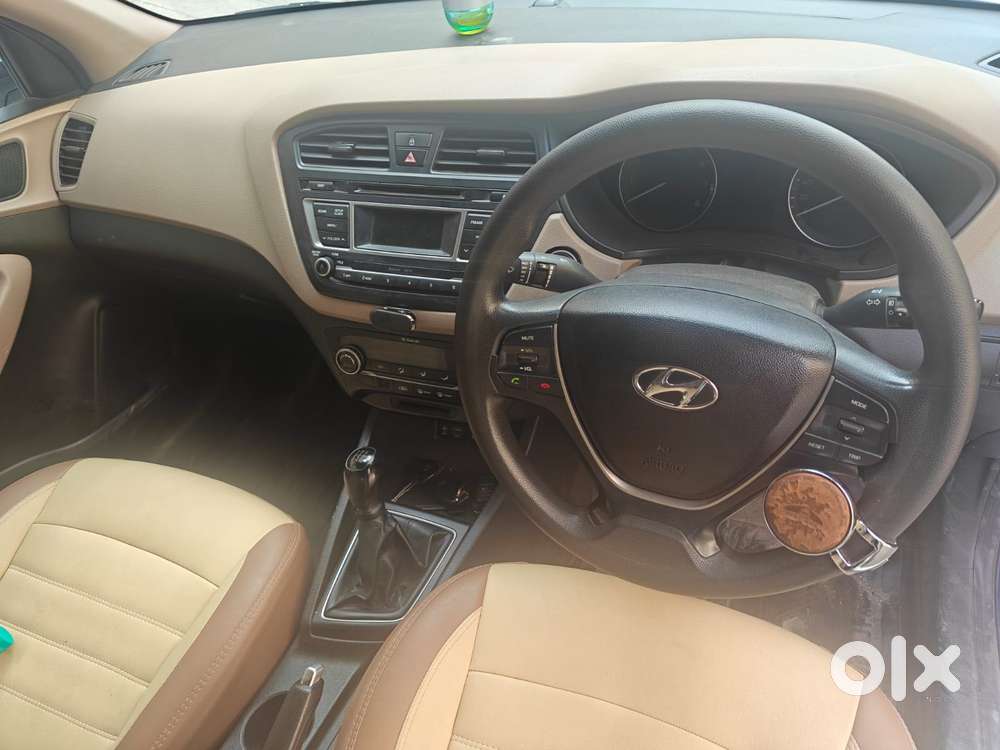 Hyundai Elite I20 Sportz (o) 1.2, 2015, Petrol