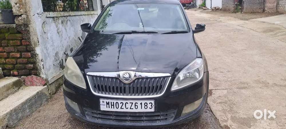 Skoda Rapid Elegance 2013