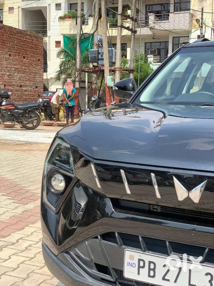 Mahindra Xuv 3xo 2025