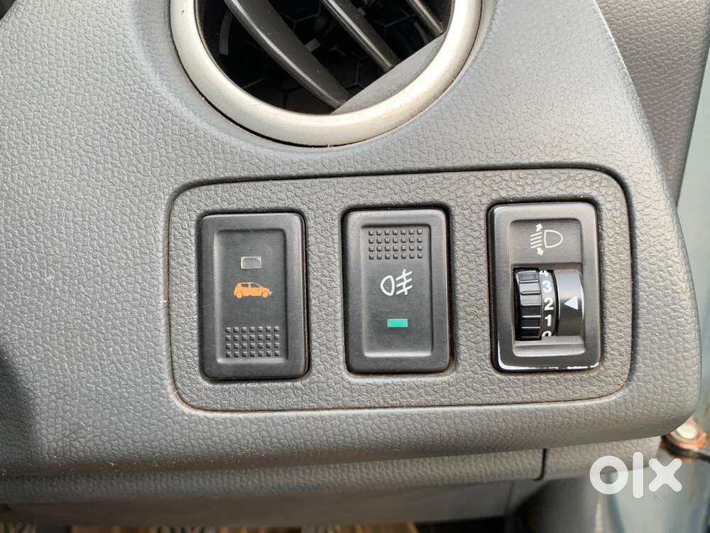 Maruti Suzuki Swift Dzire Vxi(o) Mt, 2011, Petrol