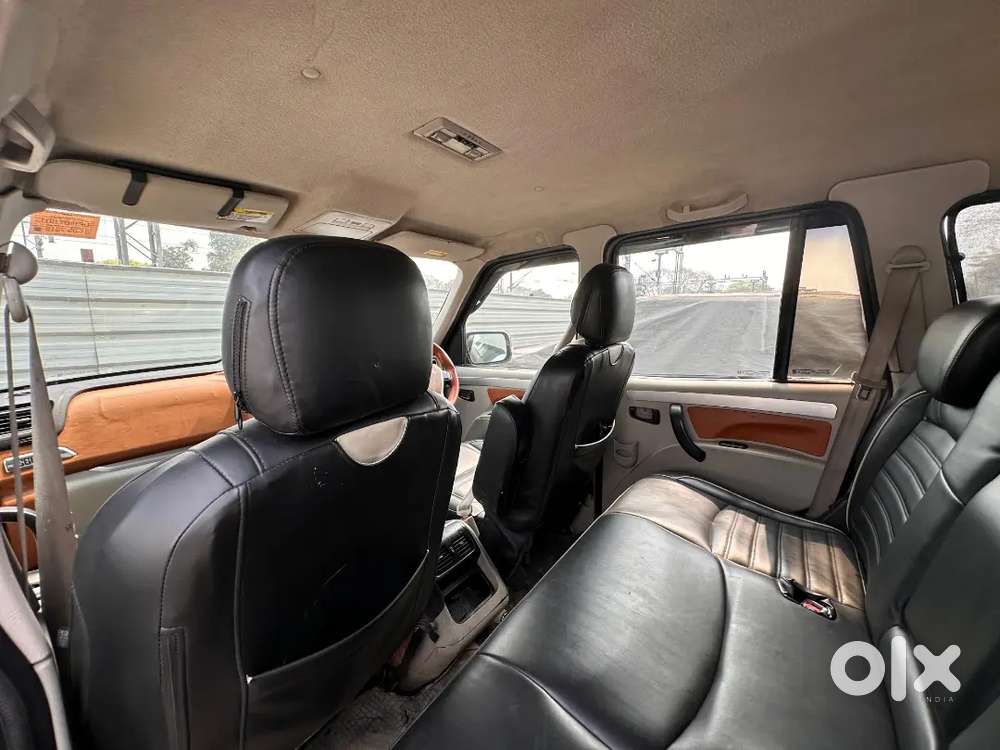 Top Model S11 Black Color