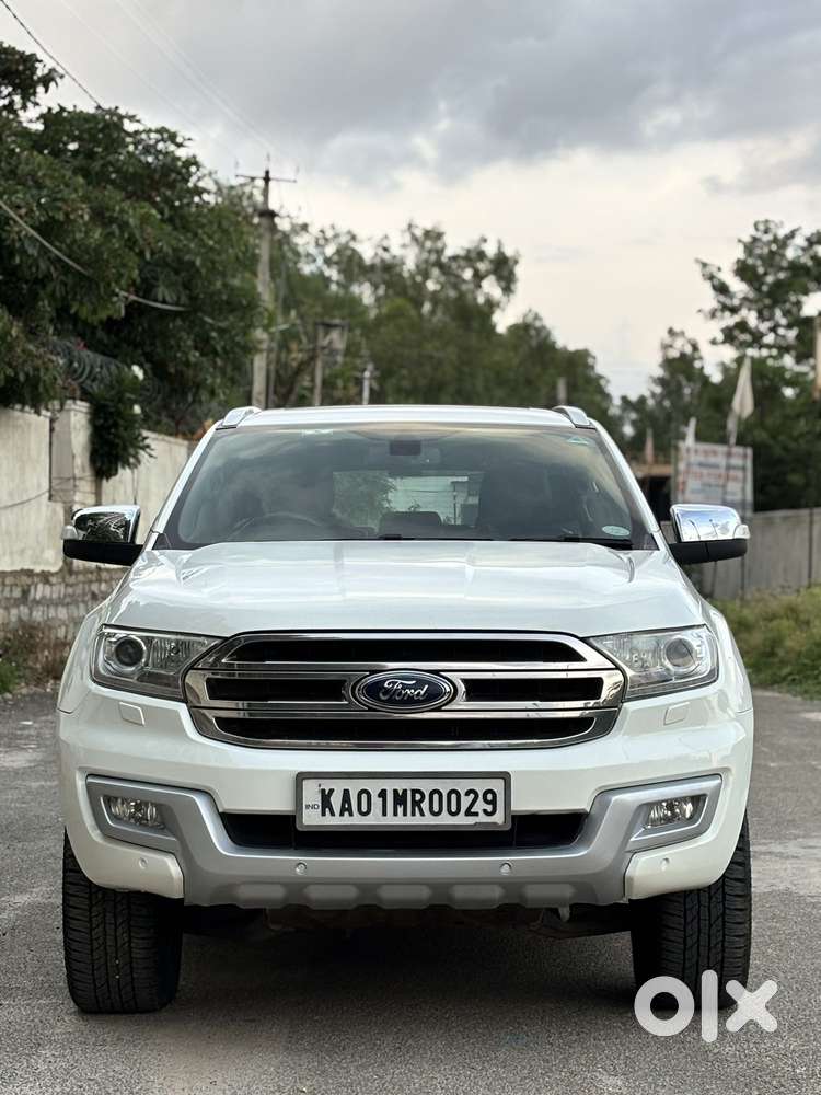 Ford Endeavour 3.2 Titanium At 4x4, 2016, Diesel