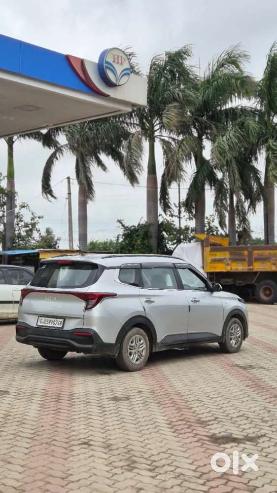 Kia Carens 1.5 Premium 7 Str, 2023, Petrol