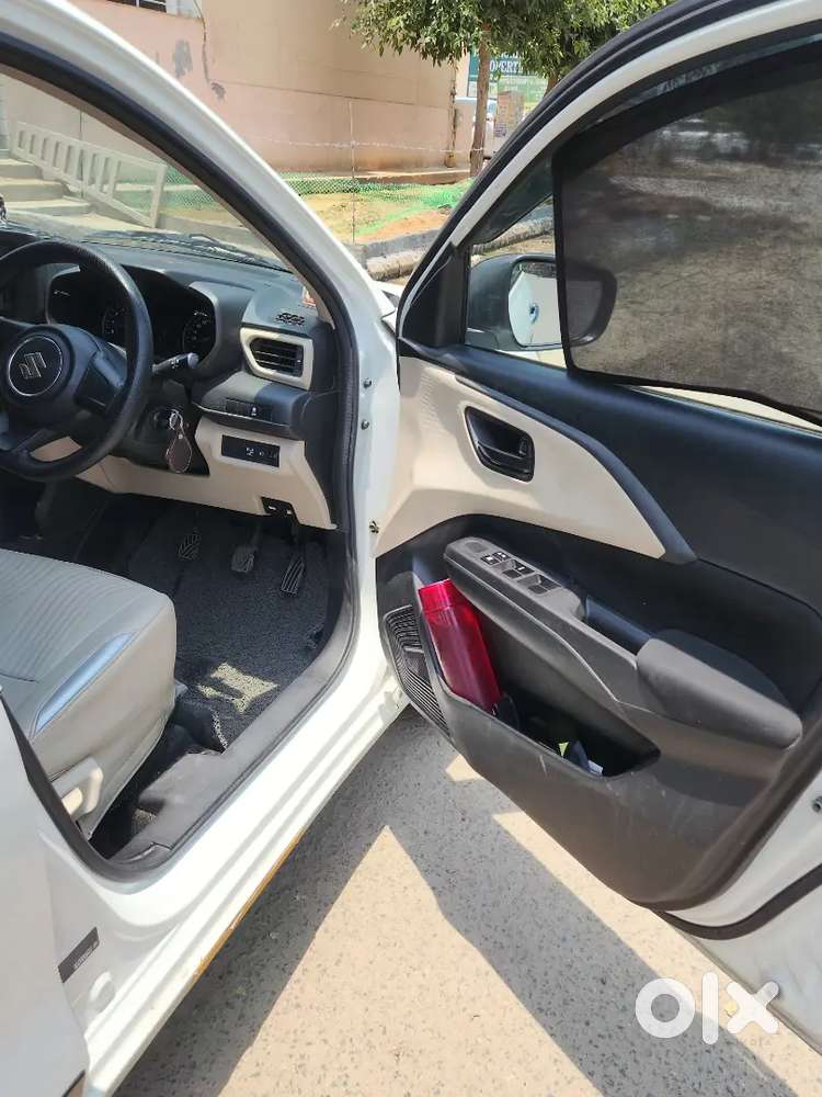 Maruti Suzuki Dzire 2025 Cng & Hybrids 38000 Km Driven