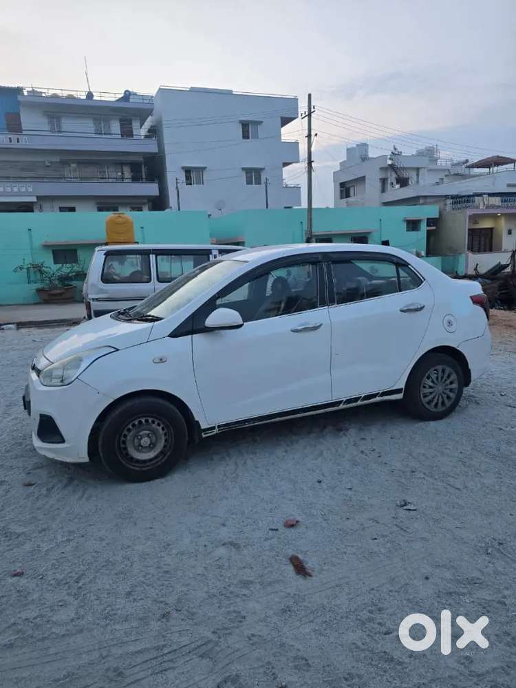 Hyundai Xcent 2019 Diesel Yellow Board