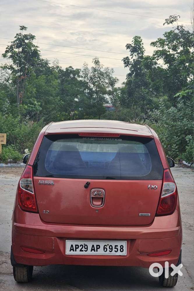 Hyundai I10 Sportz, 2011, Petrol