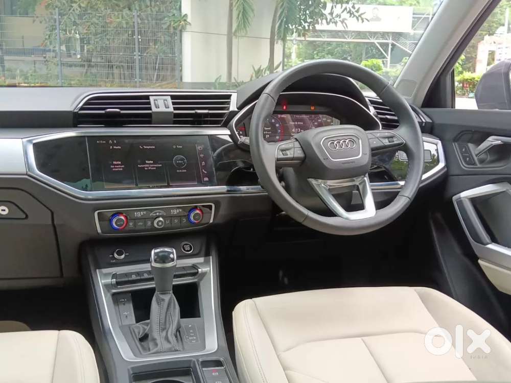 Audi Q3 40 Tfsi Premium Plus, 2025, Petrol