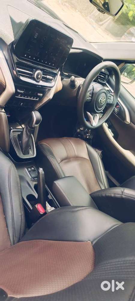 Toyota Urban Cruiser Hyryder 1.5 G Neo Drive At, 2024, Cng & Hybrids
