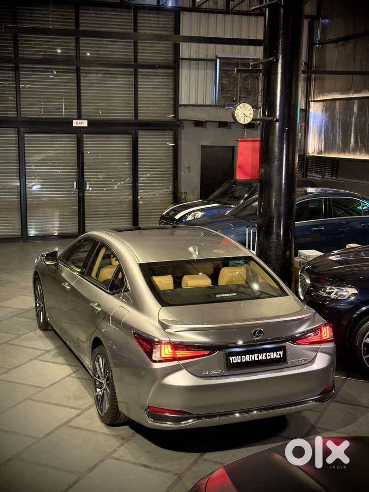 Lexus Es 300h Luxury, 2022, Petrol