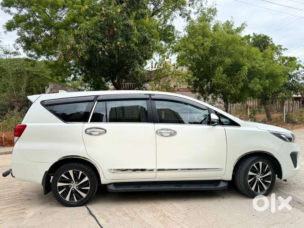 Toyota Innova Crysta 2.4 Z 7 Str, 2022, Diesel