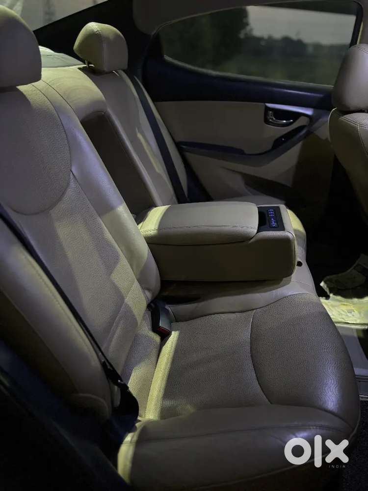 Hyundai Elantra 2013 Manual