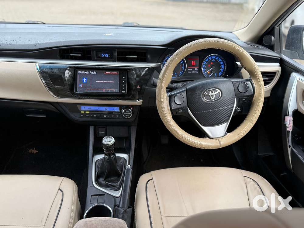 Toyota Corolla Altis 2010-2013 G, 2014, Petrol