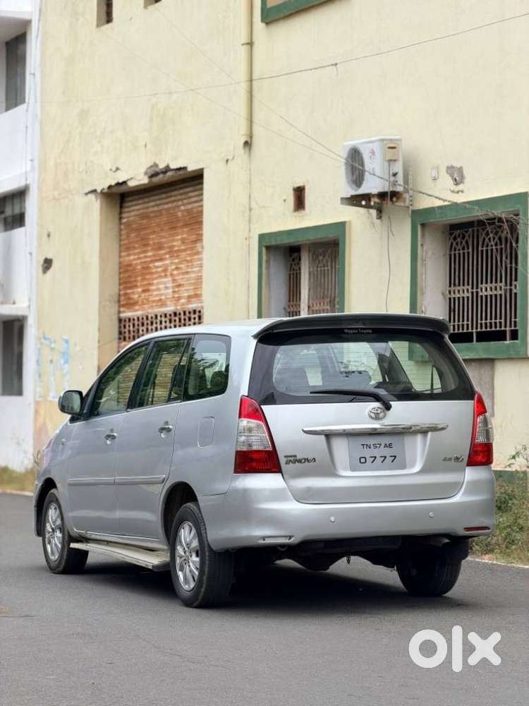 Toyota Innova 2.5 V 7 Str, 2012, Diesel