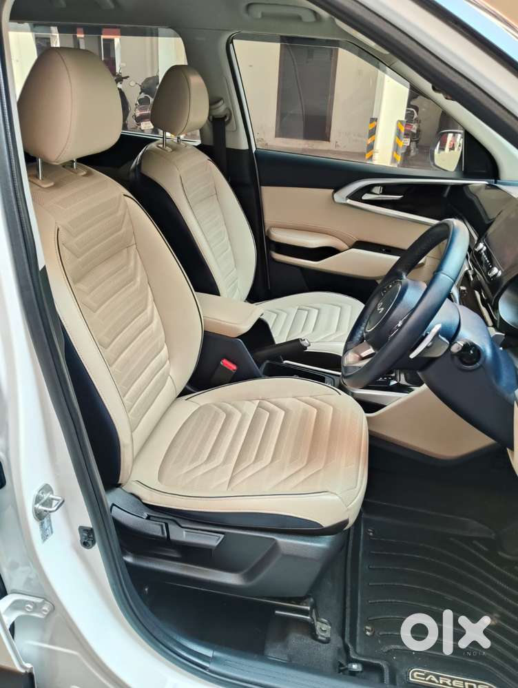 Kia Carens 1.5 Luxury Plus Diesel At 7 Str, 2023, Diesel