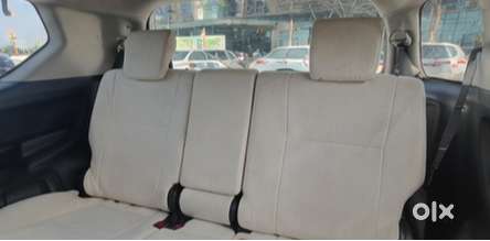 Innova Crysta 2.4 G Mt Diesel 8 Str– 2022