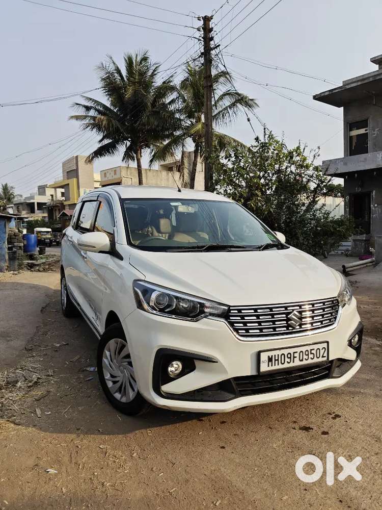 Maruti Suzuki Ertiga Vxi 2021 Petrol Manual  1st Owner  White