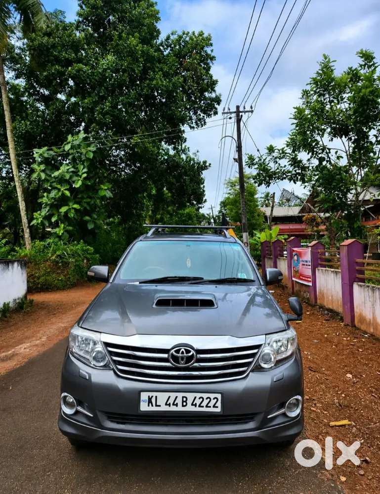 Toyota Fortuner Diesel 2012 4th Owner