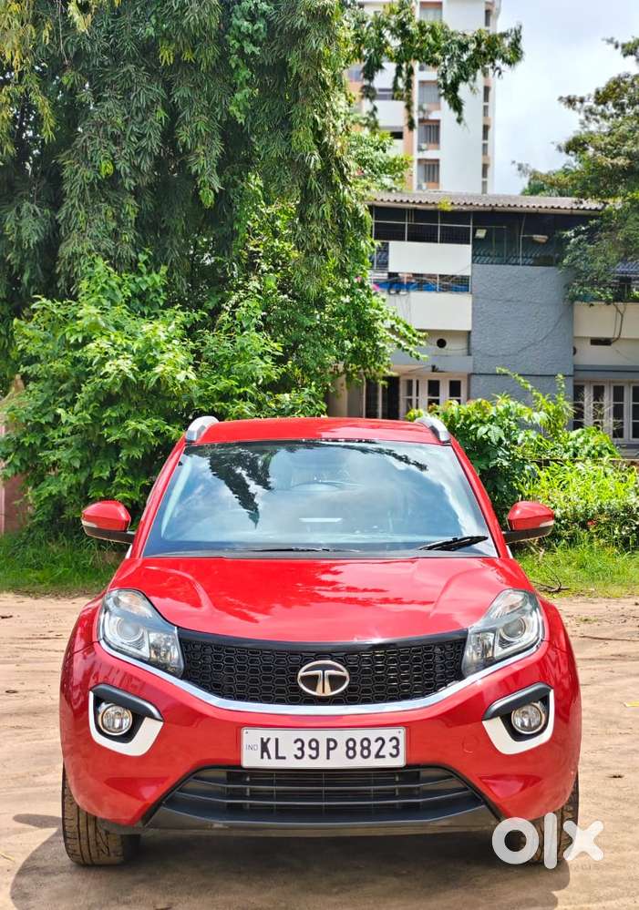 Tata Nexon 1.2 Revotron Xza Plus (o) Amt, 2019, Petrol