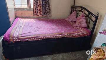 Steel bed deals olx