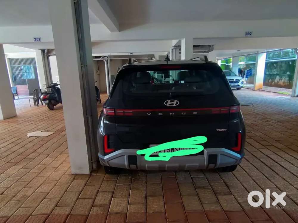 Hyundai New Venue 2026 Petrol 2144 Km Driven