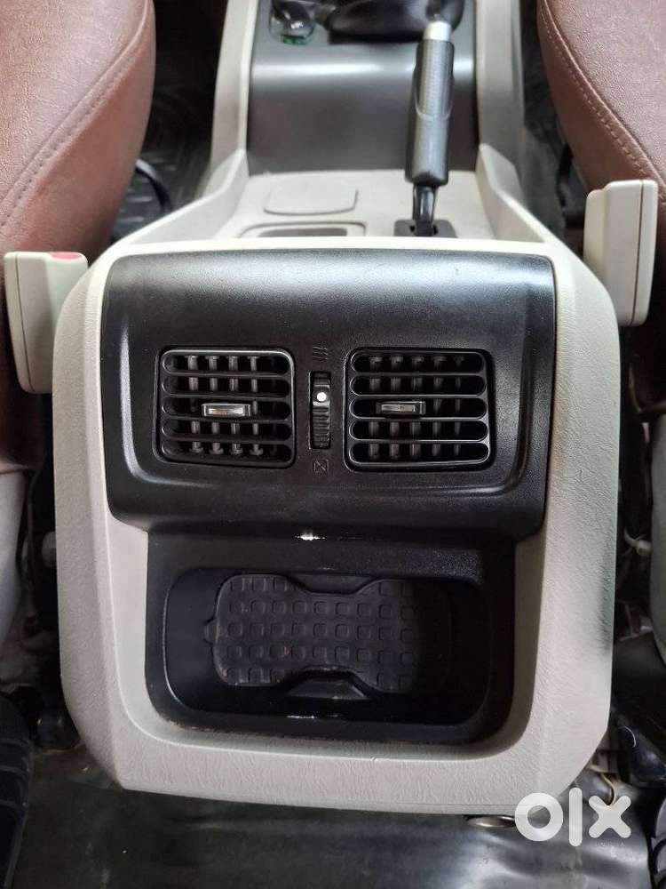 Mahindra Scorpio S6 Plus, 2016