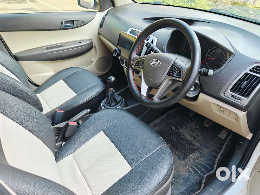 Hyundai I20 2010-2012 1.2 Sportz Option, 2012, Petrol