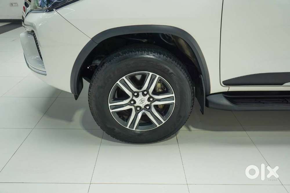 Toyota Fortuner 4x2 At 2.8 Diesel, 2022, Diesel