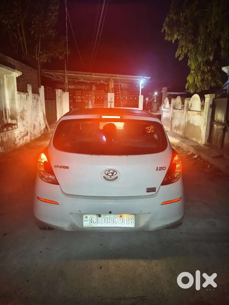 Hyundai I20 Sportz Petrol 2013
