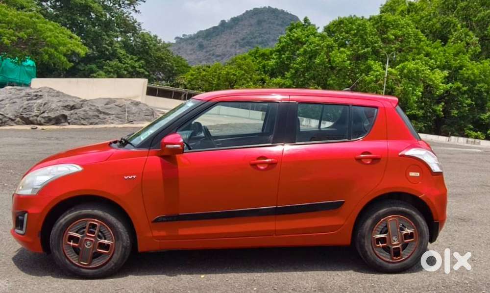Maruti Suzuki Swift Vxi Optional, 2017, Petrol