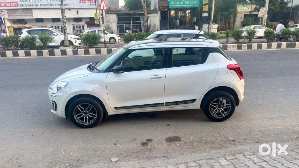 Maruti Suzuki Swift 2018 Petrol 62000 Km Driven