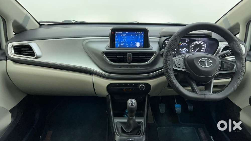 Tata Altroz 1.2 Xt, 2022, Petrol