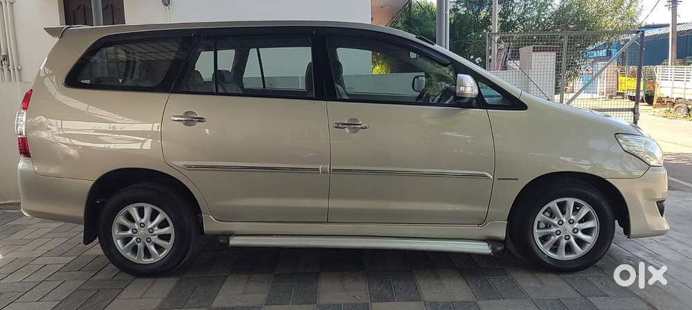 Toyota Innova 2.5 V 7 Str, 2012, Diesel