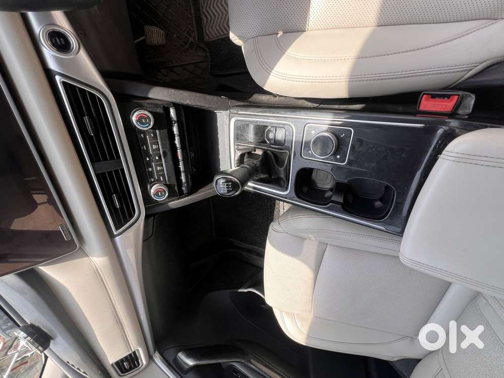 Mahindra Xuv700 2.2 Ax 7 Diesel Mt Luxury Pack Str, 2022, Diesel