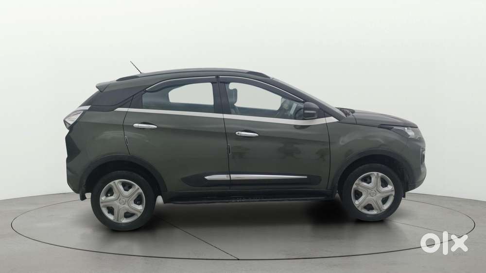 Tata Nexon 1.5 Revotorq Xma Amt (s), 2022, Petrol