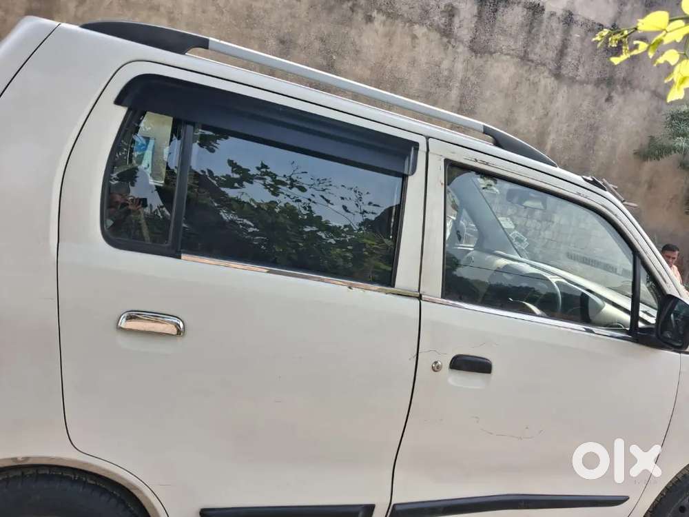 Private No. White Colour