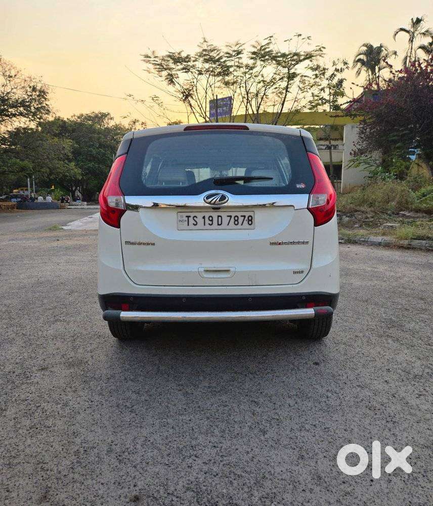 Mahindra Marazzo M8 8str, 2019, Diesel