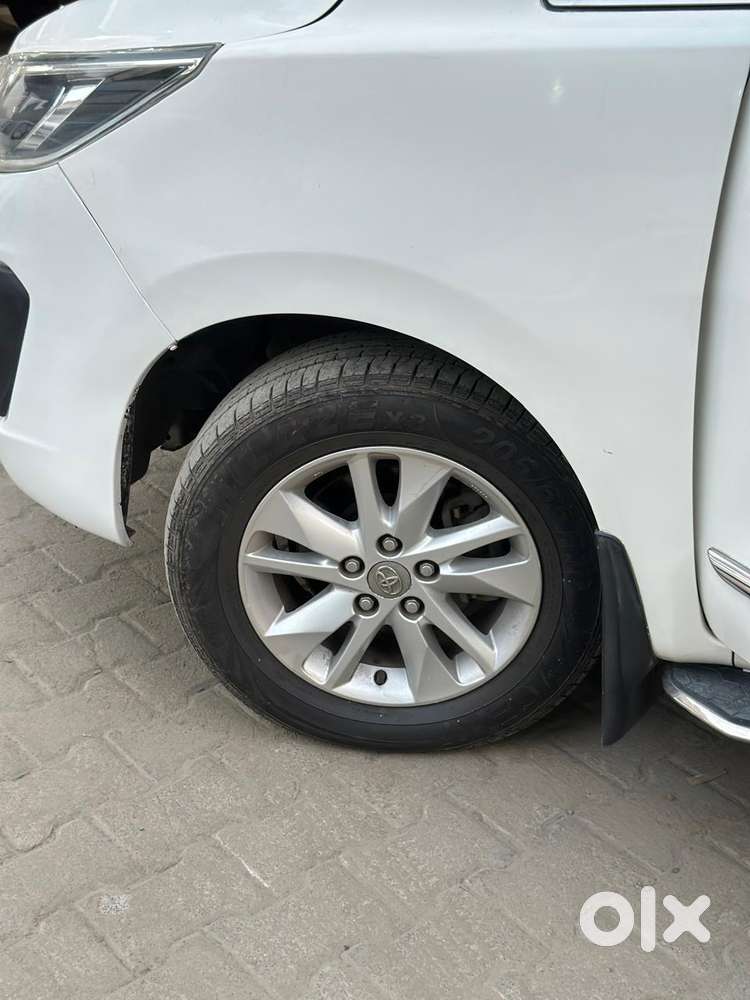 Toyota Innova Crysta 2.4 V 7 Str, 2018, Diesel