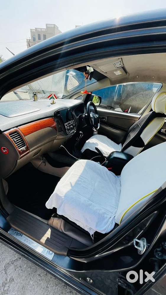 Toyota Innova 2015 Diesel Well Maintained