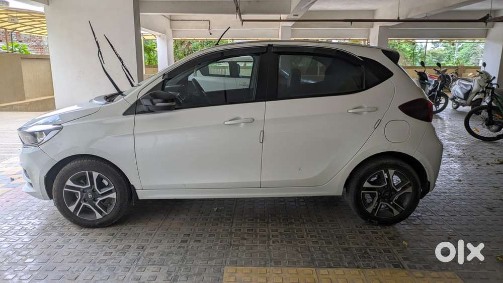 Tata Tiago Petrol 2020