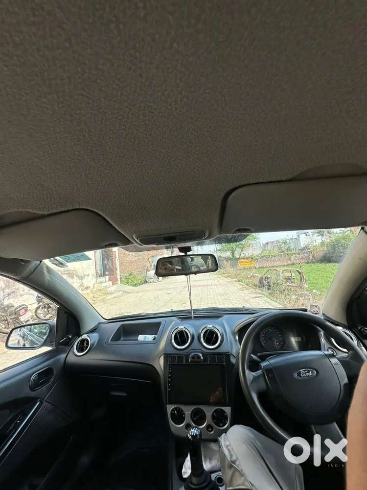 Ford Figo Petrol Zxi 2010 Last Year