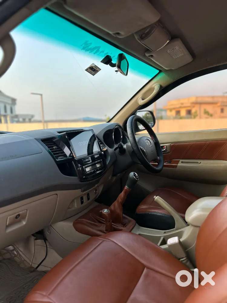 *toyota Fortuner D-4d 4x4 Diesel Manual*
 2010 (fitness Till 2031)
Mh