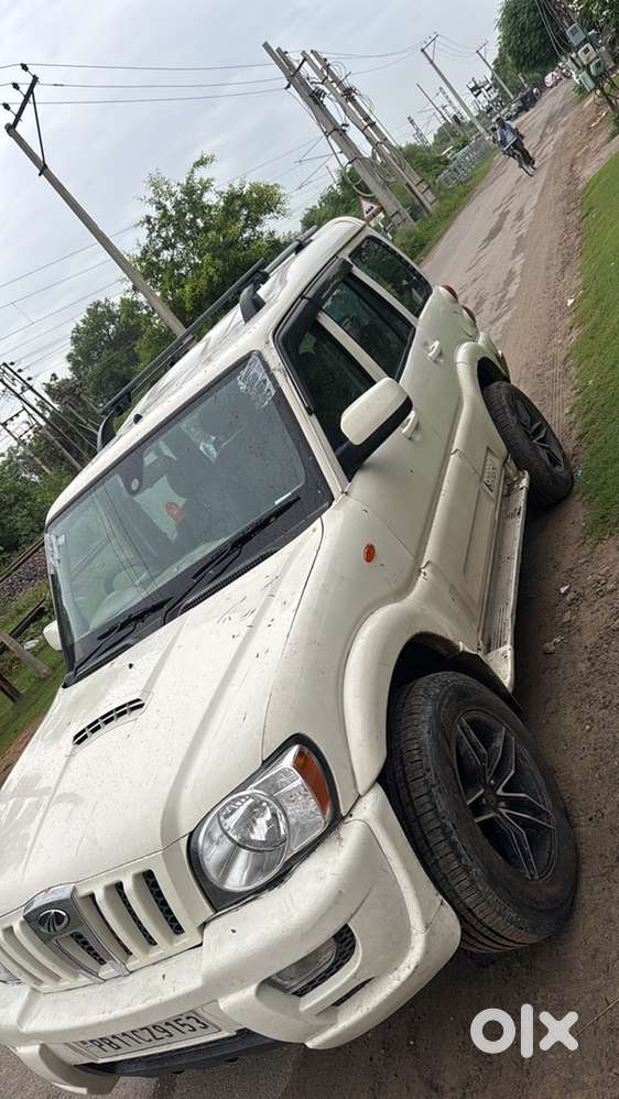 Mahindra Scorpio Diesel 2011 Year