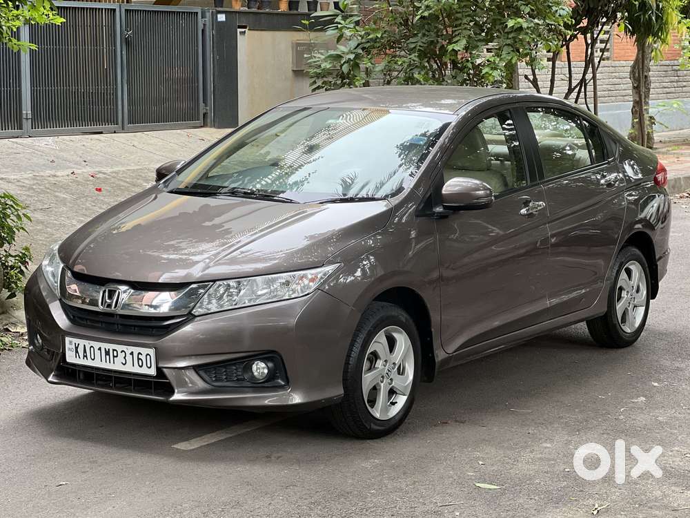 Honda City 1.5 V 4th Gen I-vtec Mt, 2016, Petrol