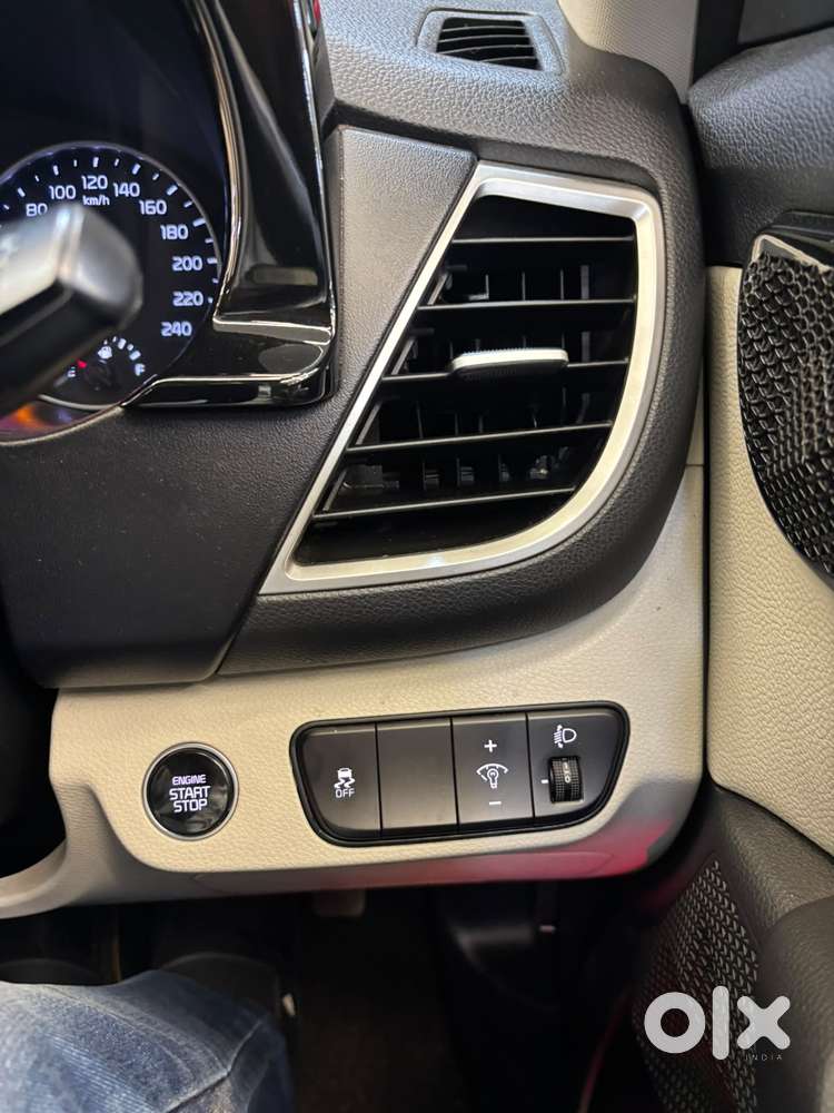 Kia Seltos Htk G, 2023, Petrol