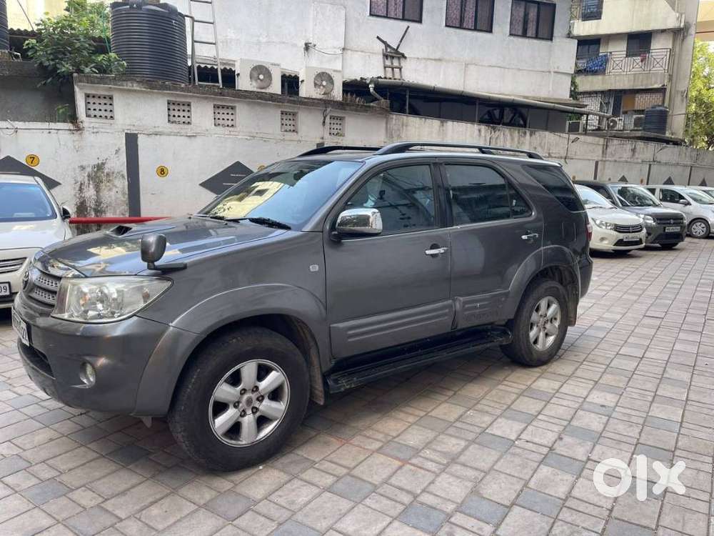 Toyota Fortuner 3.0 4x4 Manual, 2011, Diesel