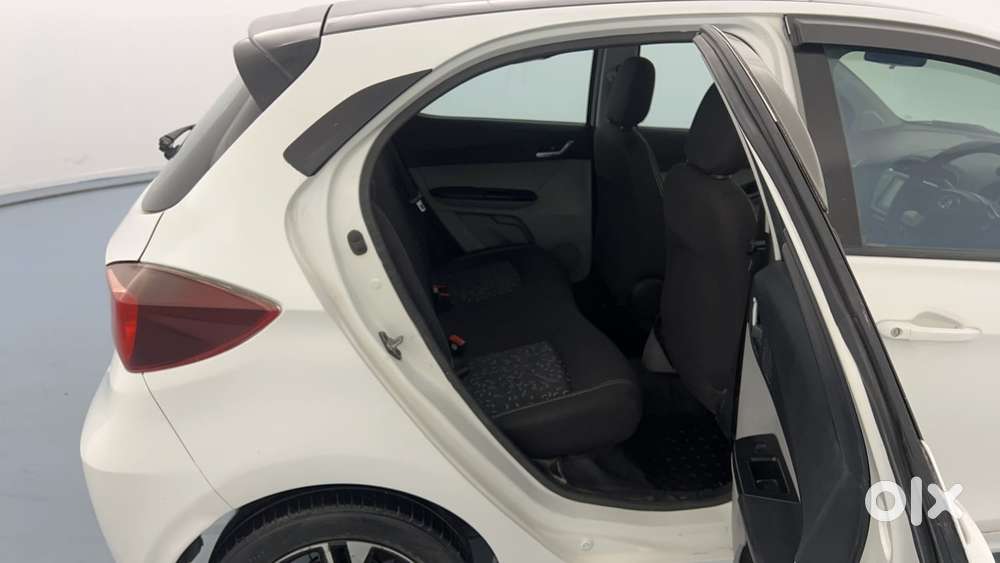 Tata Tiago 1.2 Revotron Xz Plus Dual Tone, 2020, Petrol