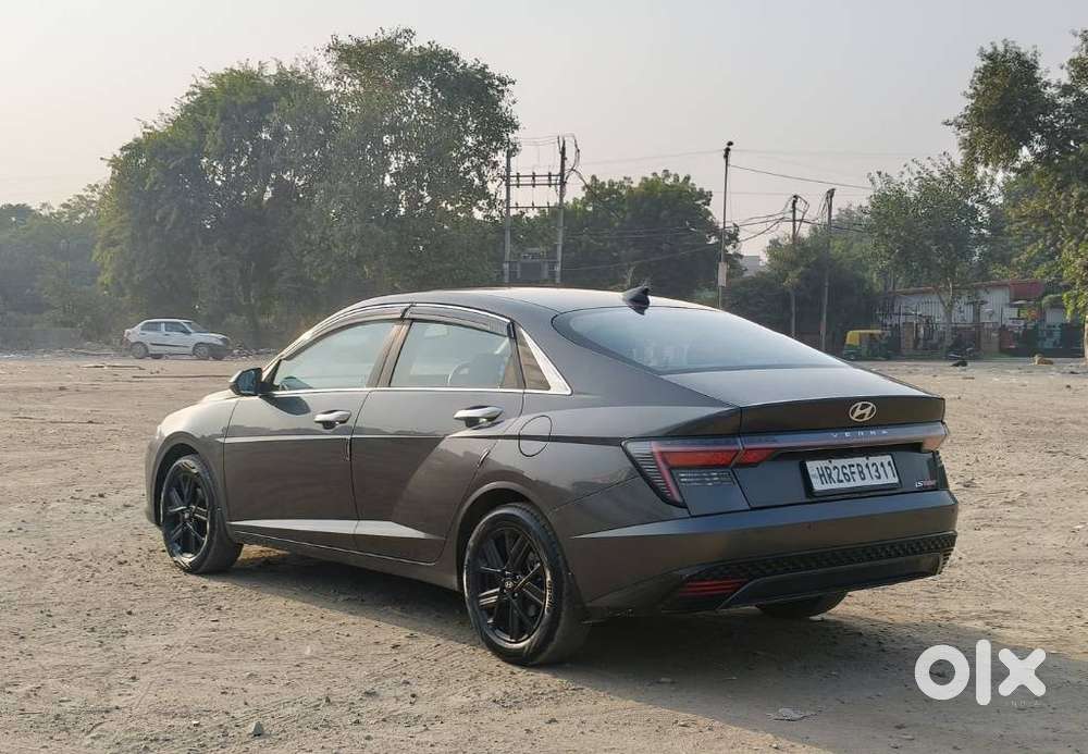 Hyundai Verna Sx (o) 1.5 Turbo Petrol Dct, 2023, Petrol