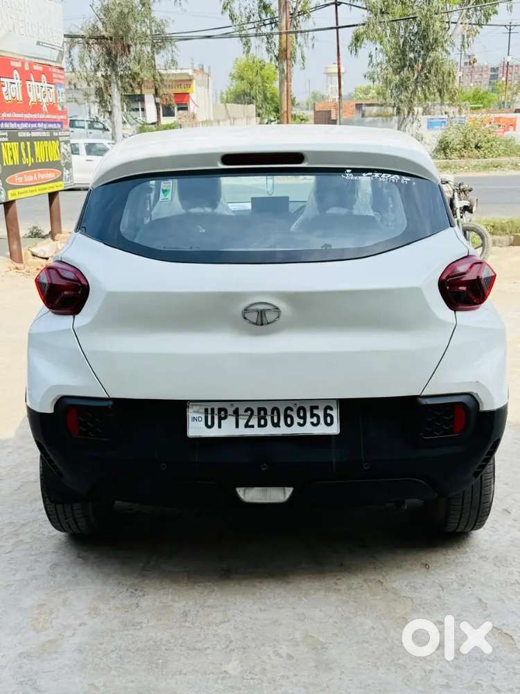 Tata Punch Pure Petrol